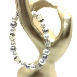 [Royalty] Stunning Simulated Pearl & Glass Beaded Bracelet